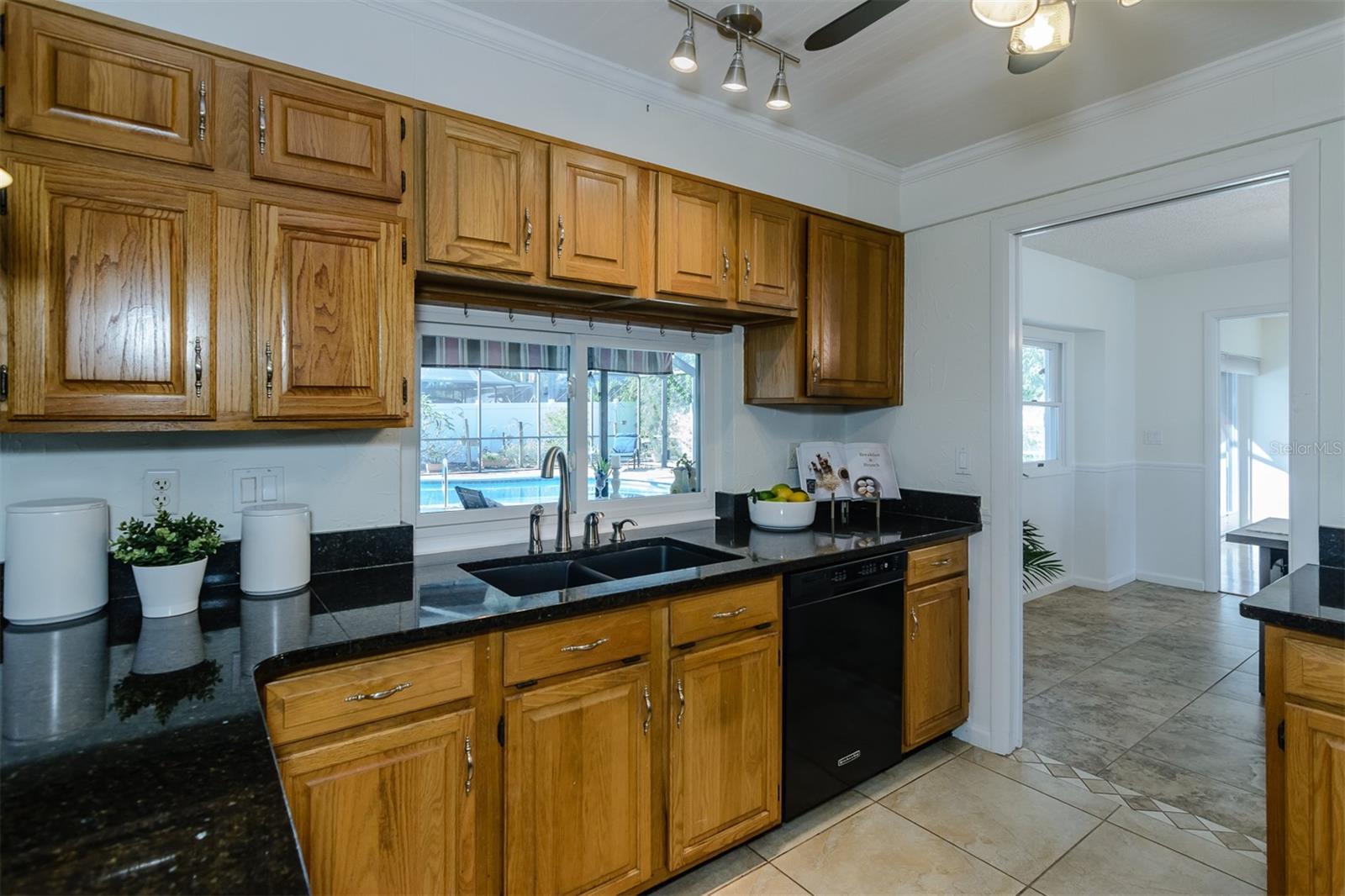 2977 AMBLEGLEN CT — photo 18