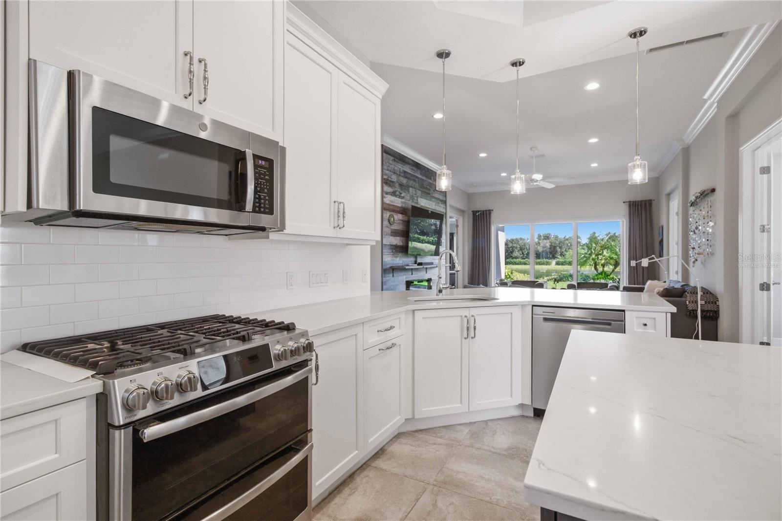 5003 TOBERMORY WAY — photo 3