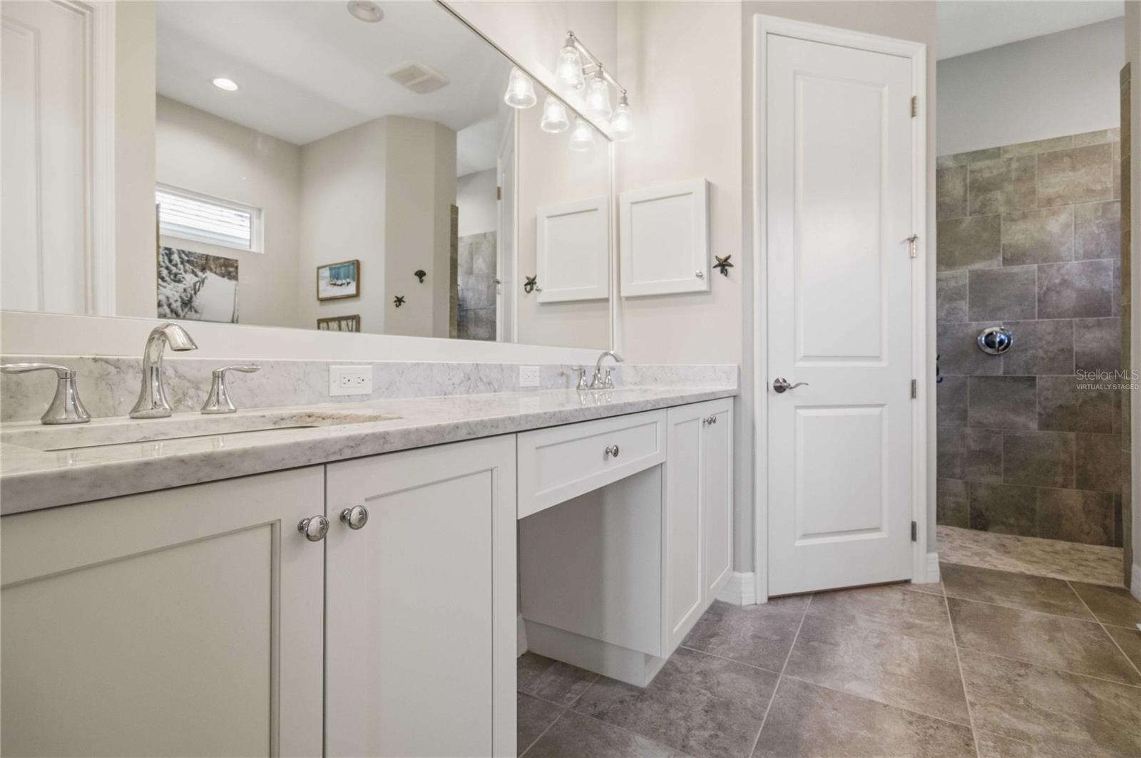 5003 TOBERMORY WAY — photo 33