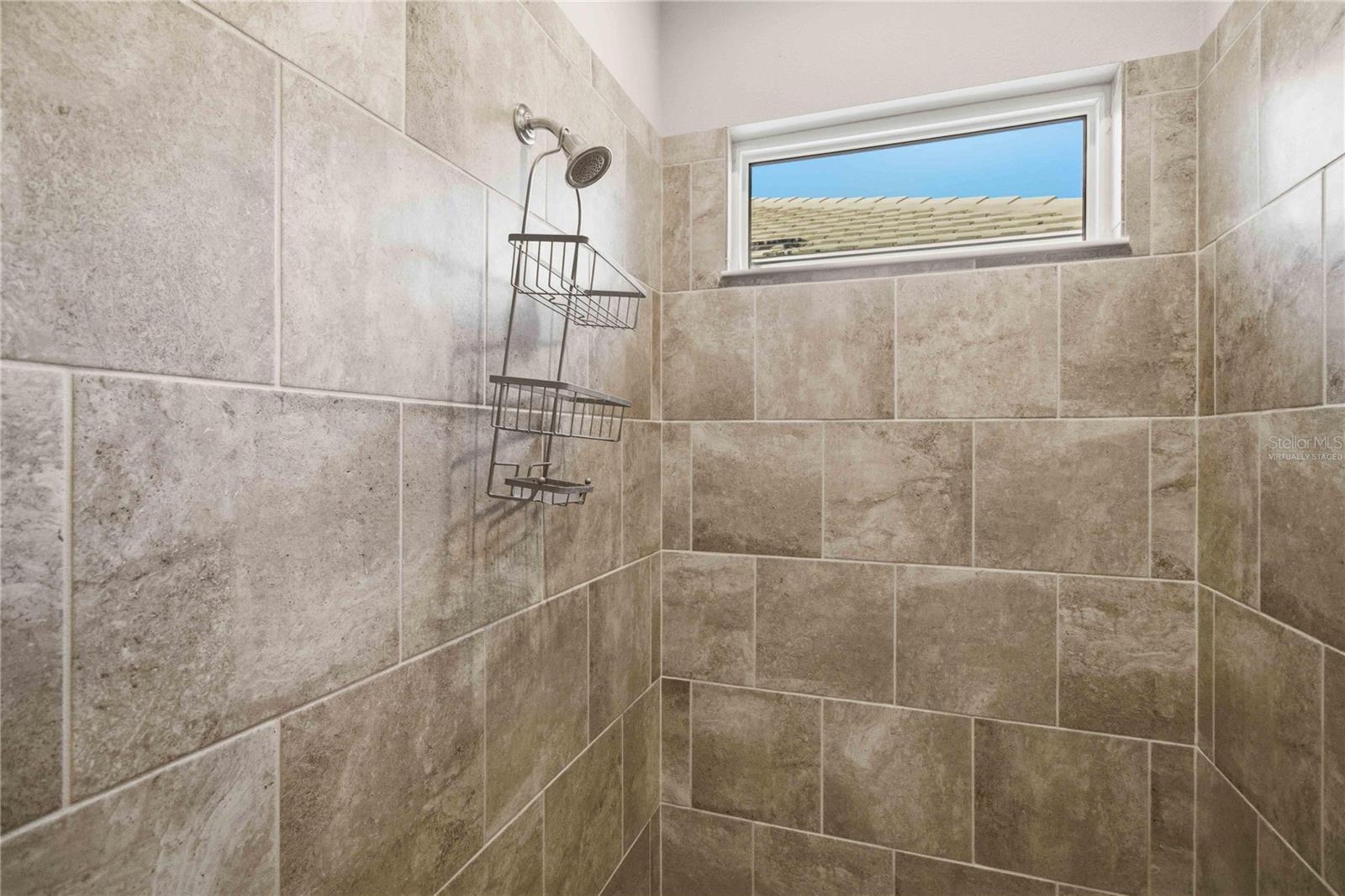 5003 TOBERMORY WAY — photo 57