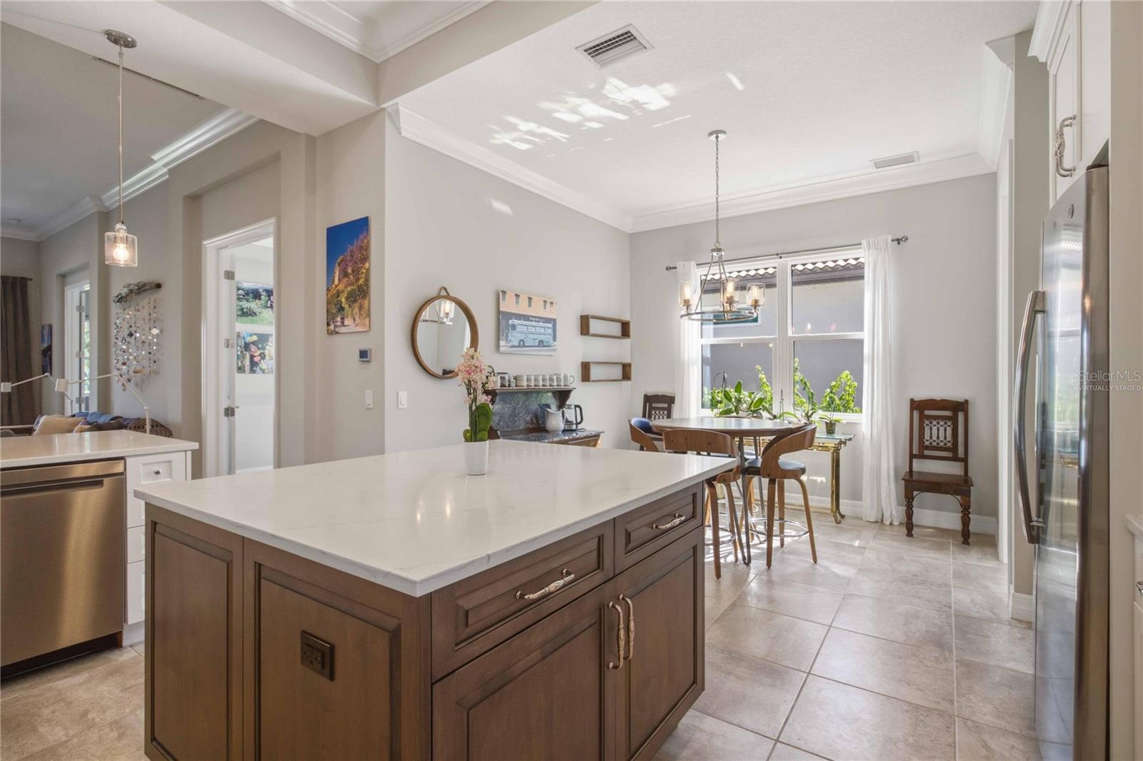 5003 TOBERMORY WAY — photo 27