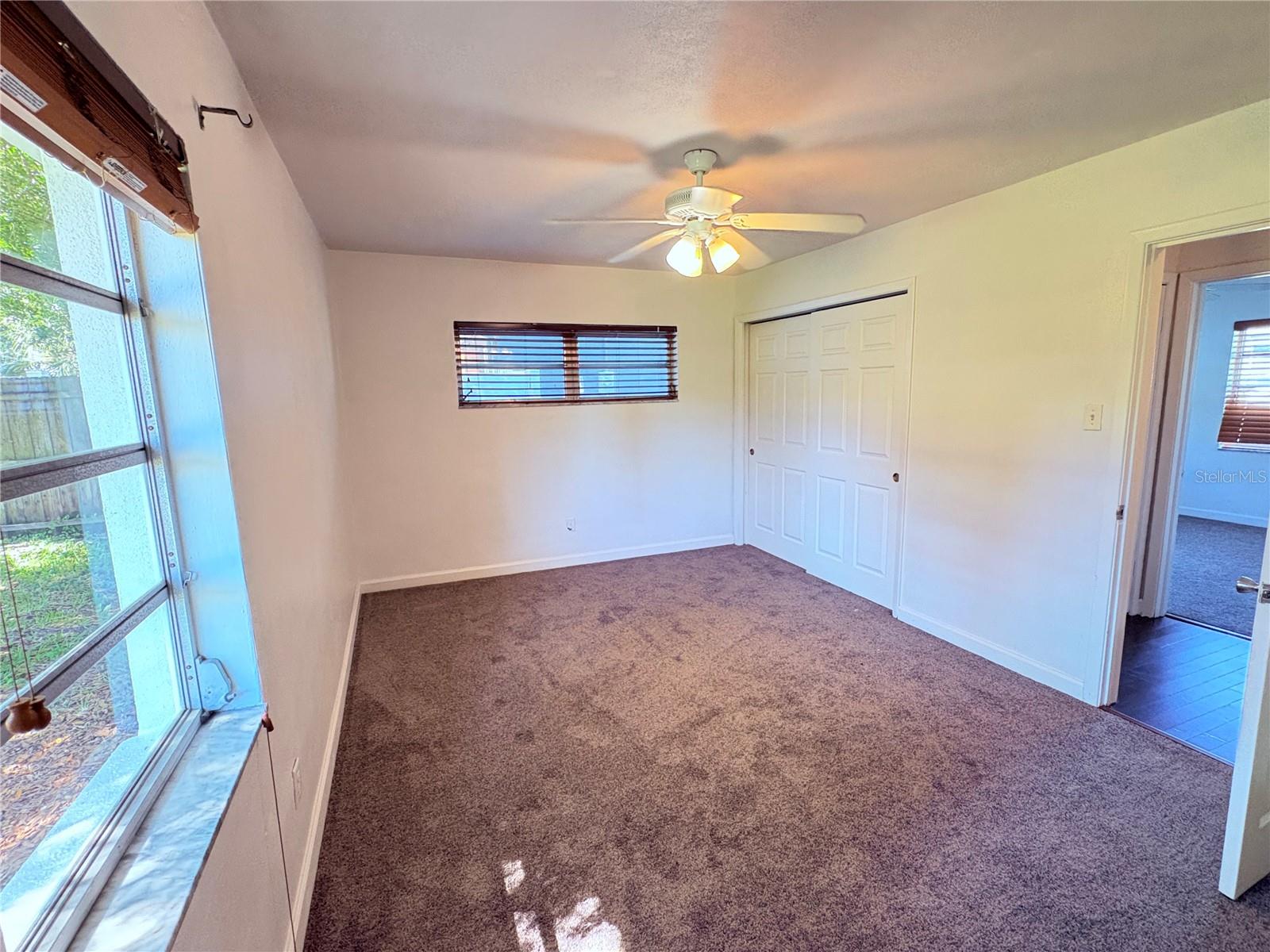 1518 W RIVER LN — photo 12