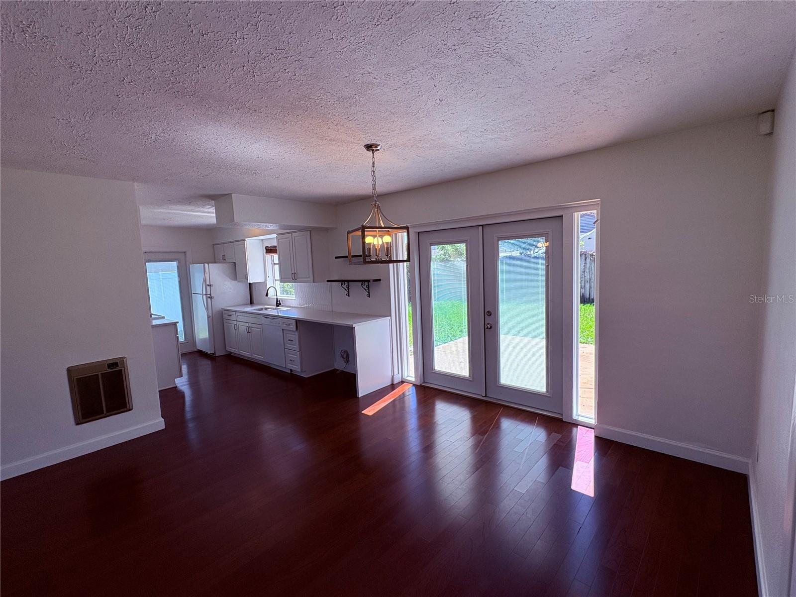 1518 W RIVER LN — photo 14