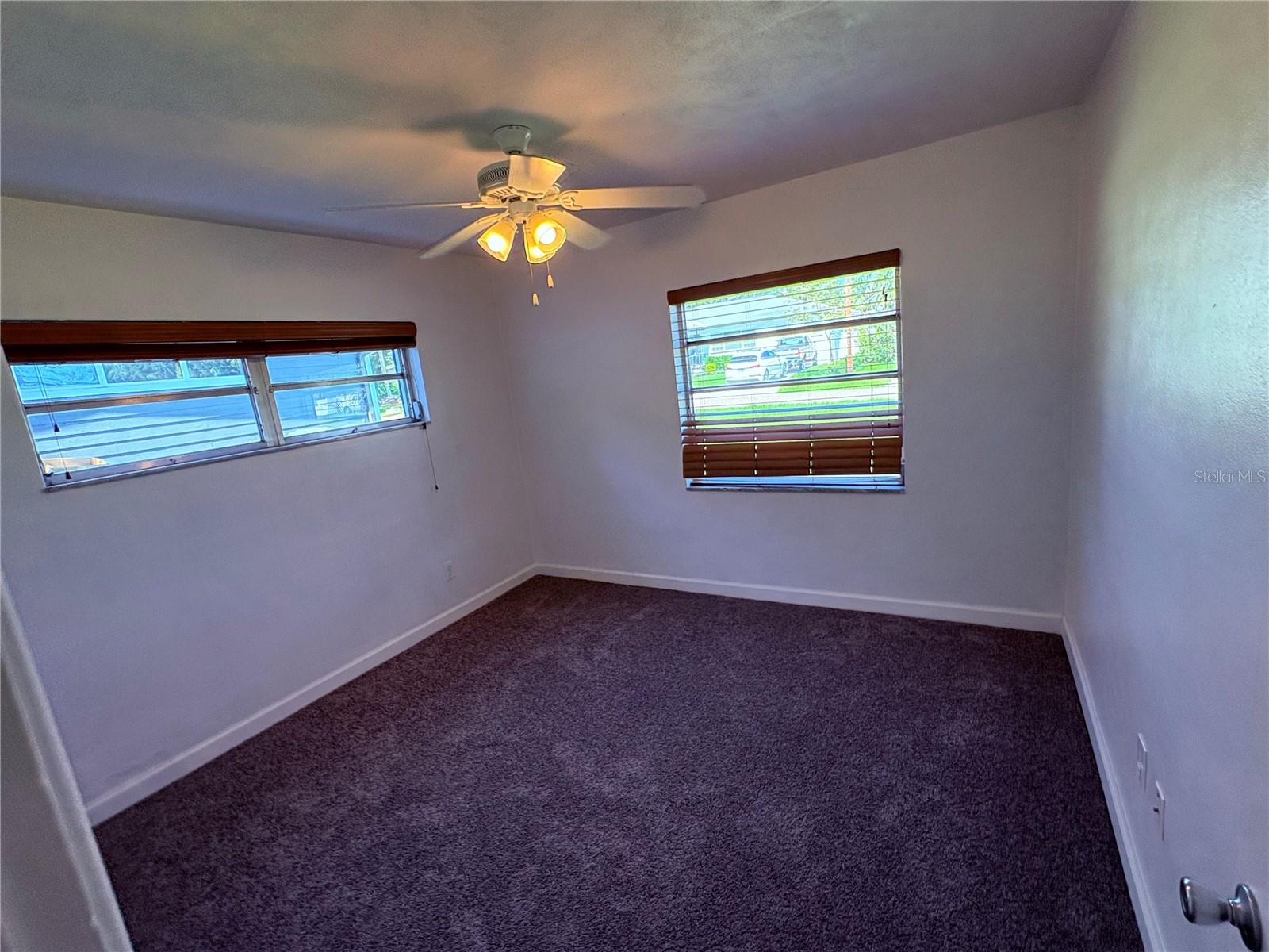 1518 W RIVER LN — photo 13