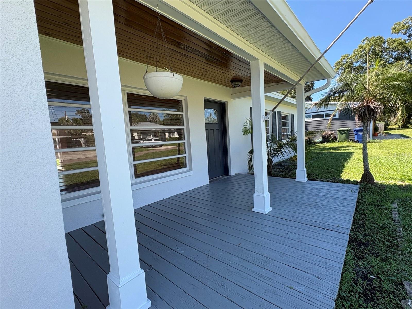 1518 W RIVER LN — photo 3