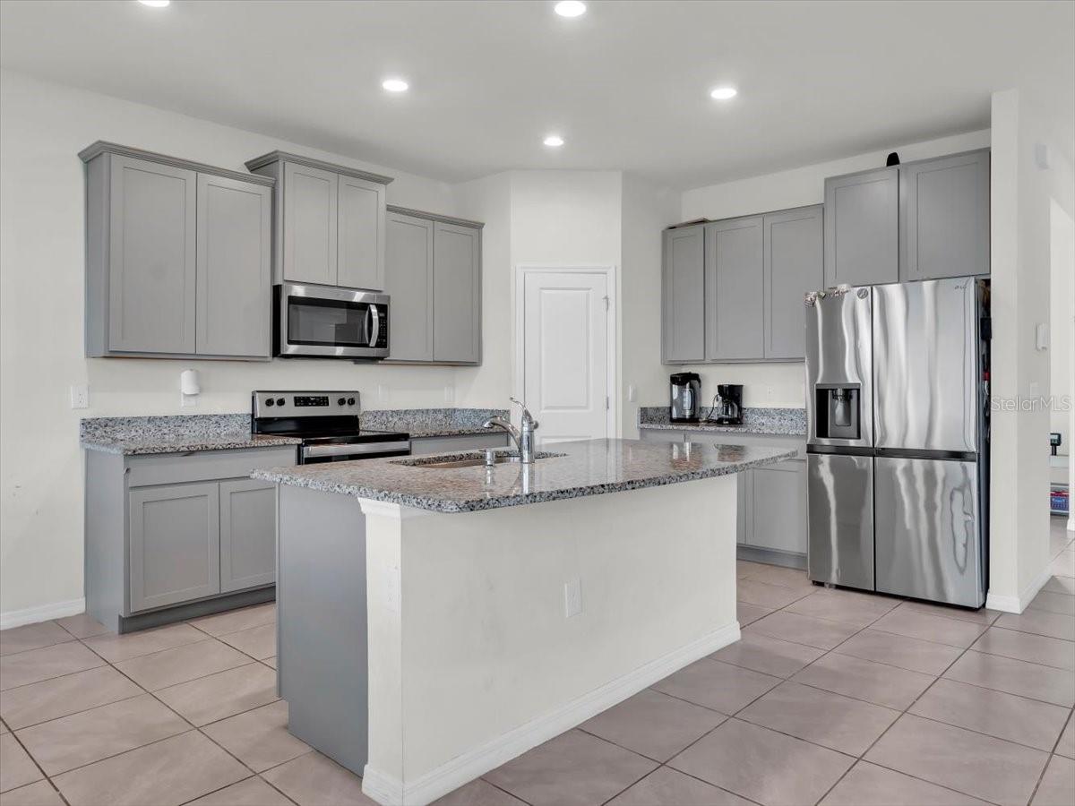 5421 FLINT HILLS DR — photo 12