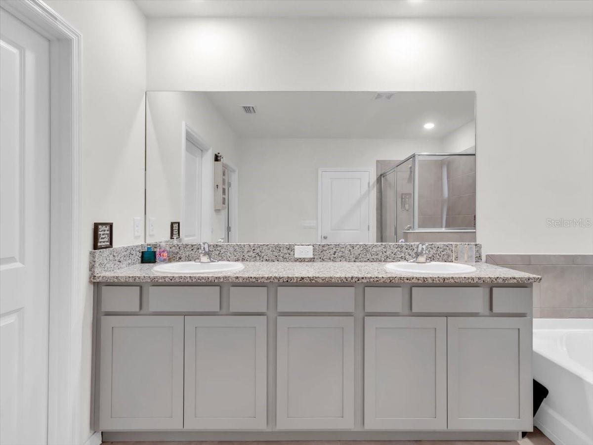 5421 FLINT HILLS DR — photo 30