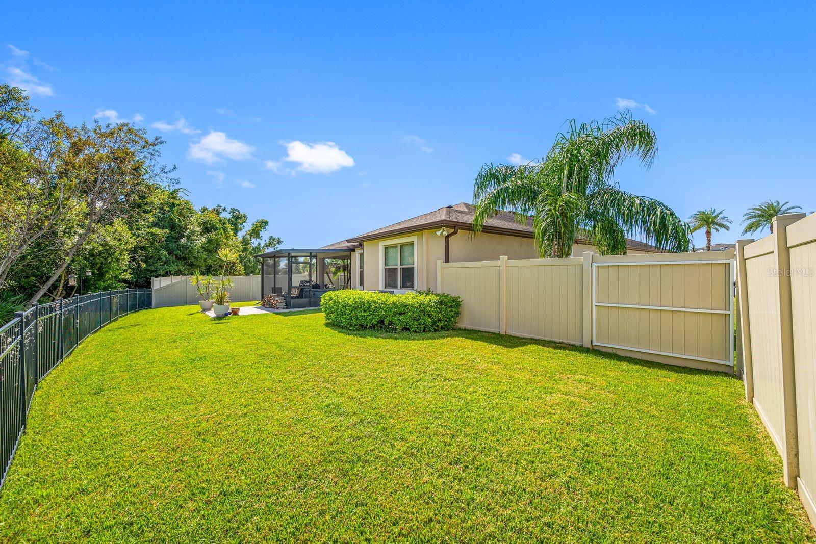 5016 BELLA ARMONIA CIR — photo 46