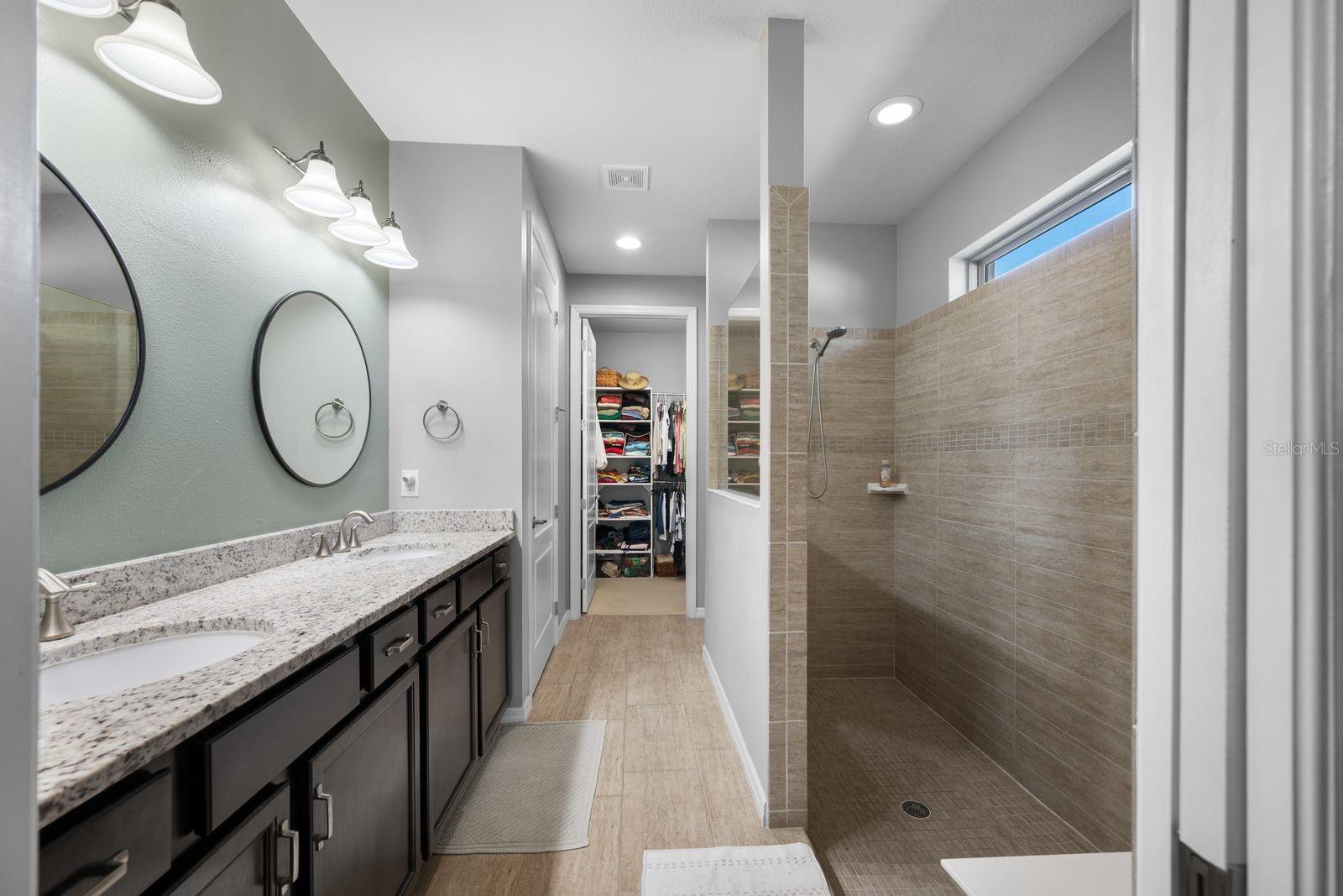 5016 BELLA ARMONIA CIR — photo 38