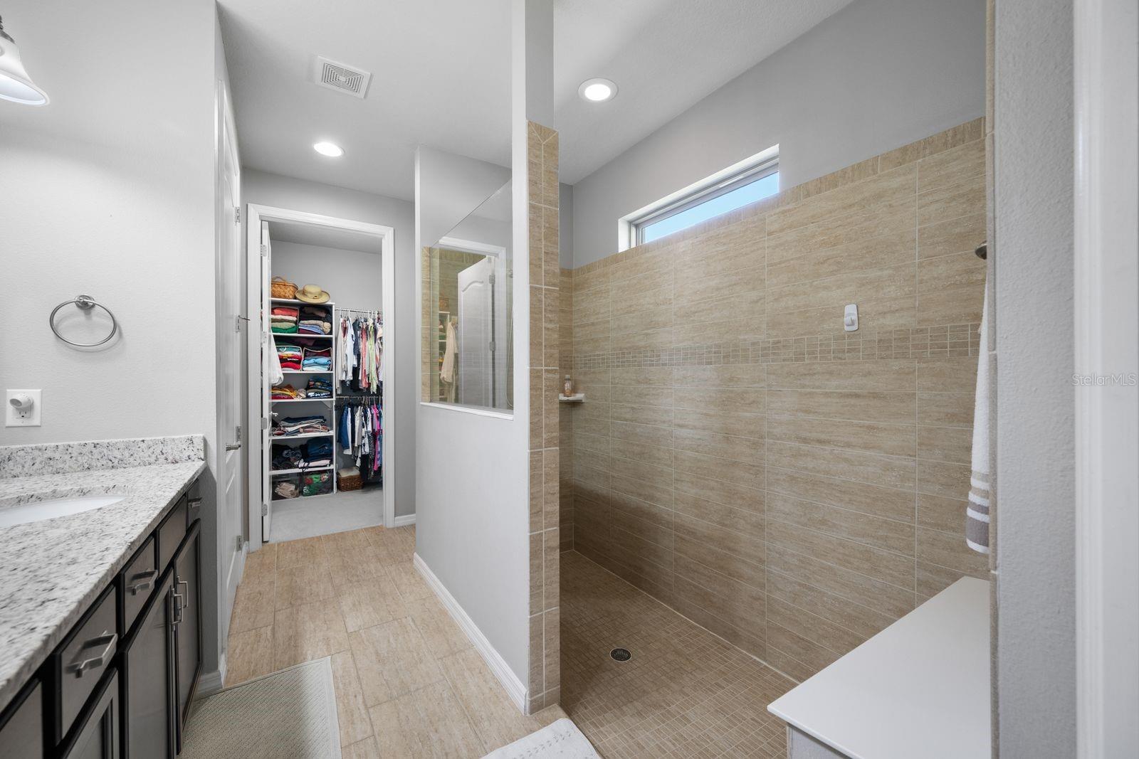 5016 BELLA ARMONIA CIR — photo 39