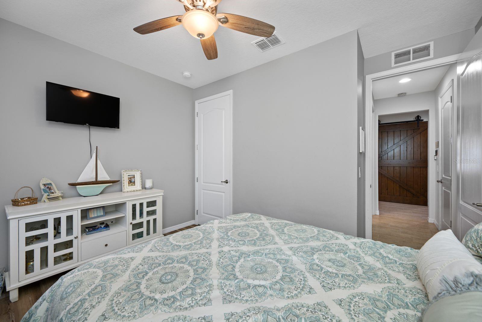 5016 BELLA ARMONIA CIR — photo 18