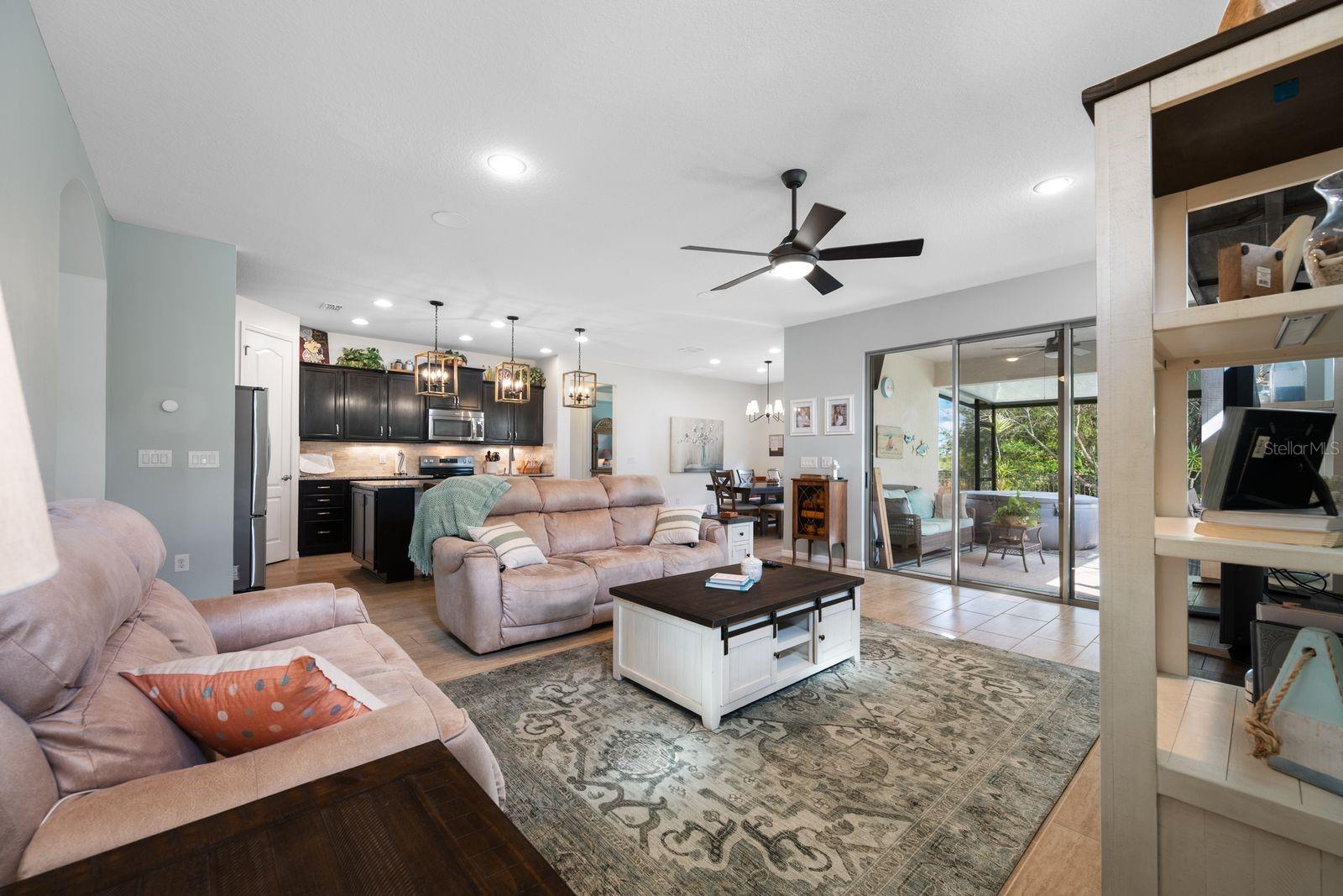 5016 BELLA ARMONIA CIR — photo 33