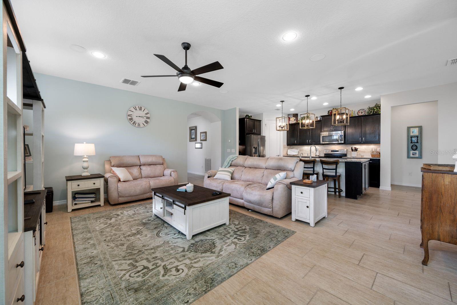 5016 BELLA ARMONIA CIR — photo 31