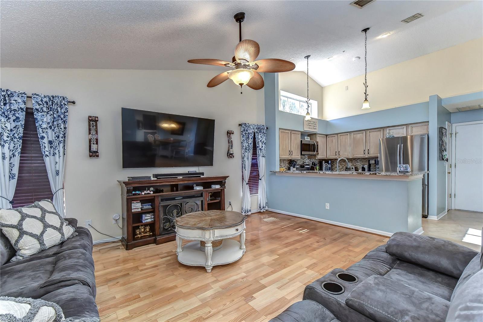 9502 SUNNYOAK DR — photo 18