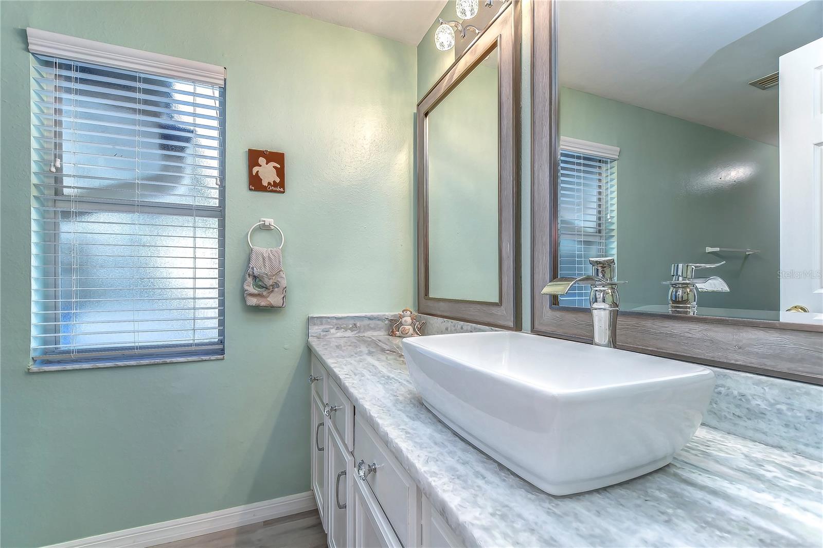 9502 SUNNYOAK DR — photo 29