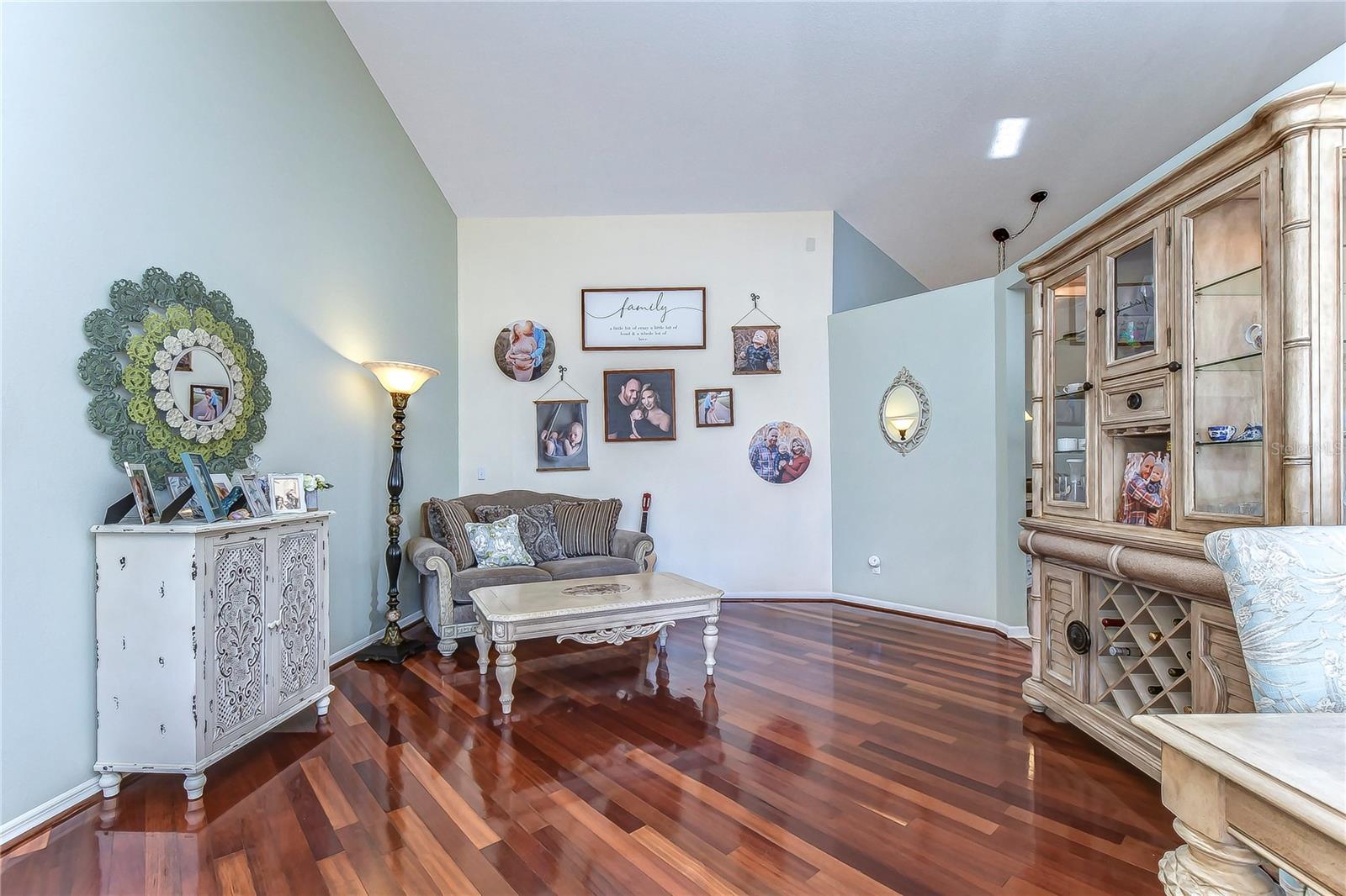 9502 SUNNYOAK DR — photo 4