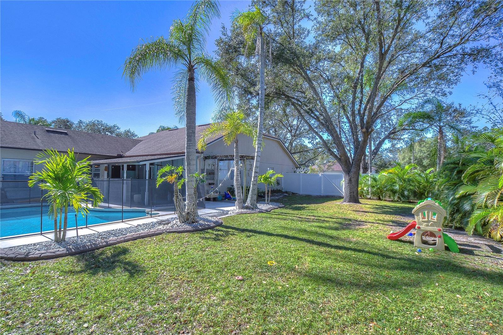 9502 SUNNYOAK DR — photo 49
