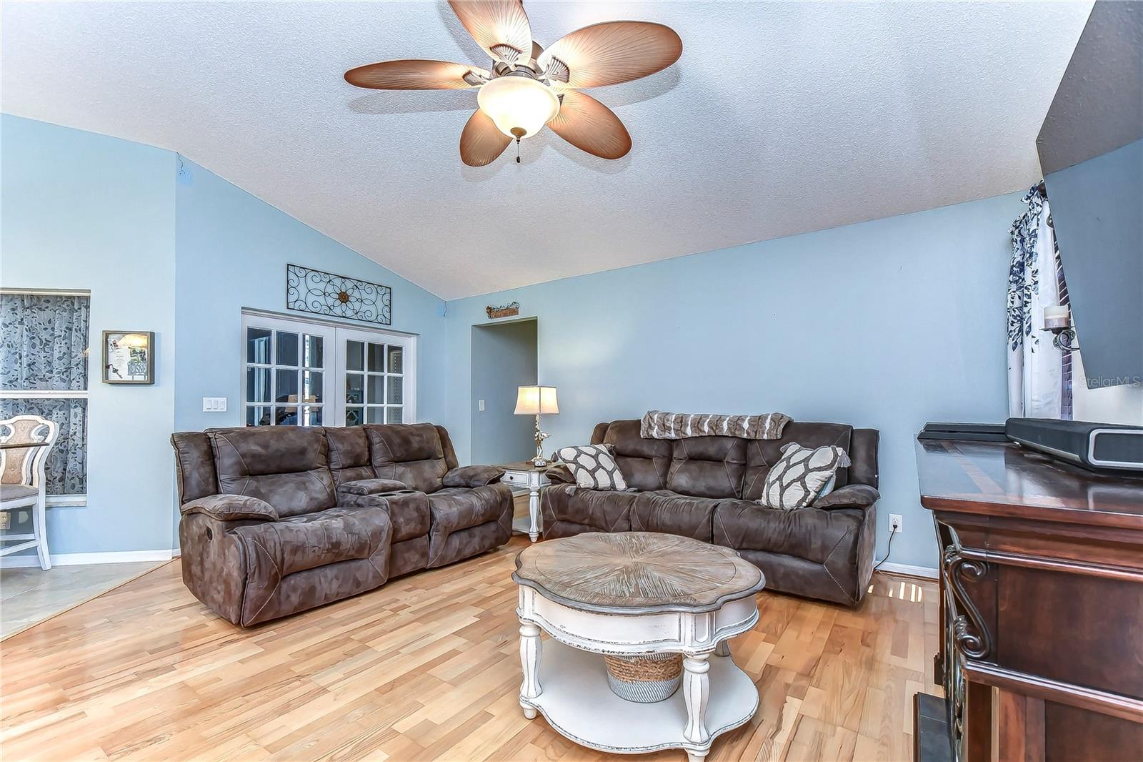 9502 SUNNYOAK DR — photo 17
