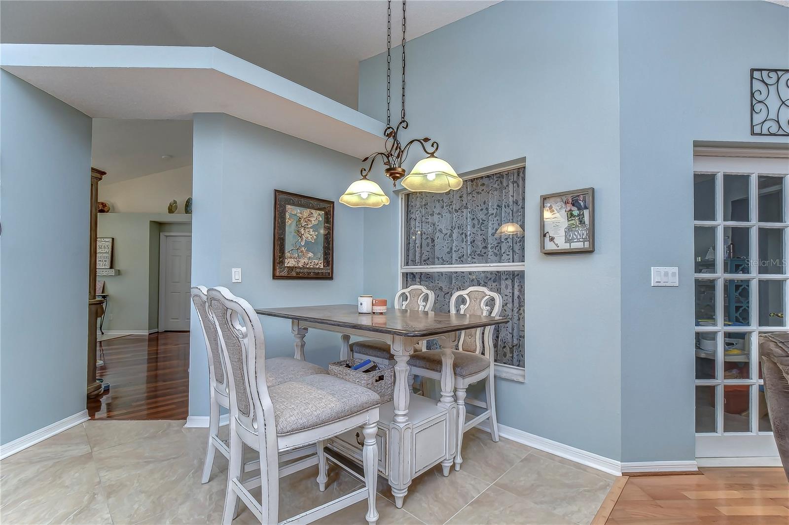 9502 SUNNYOAK DR — photo 14