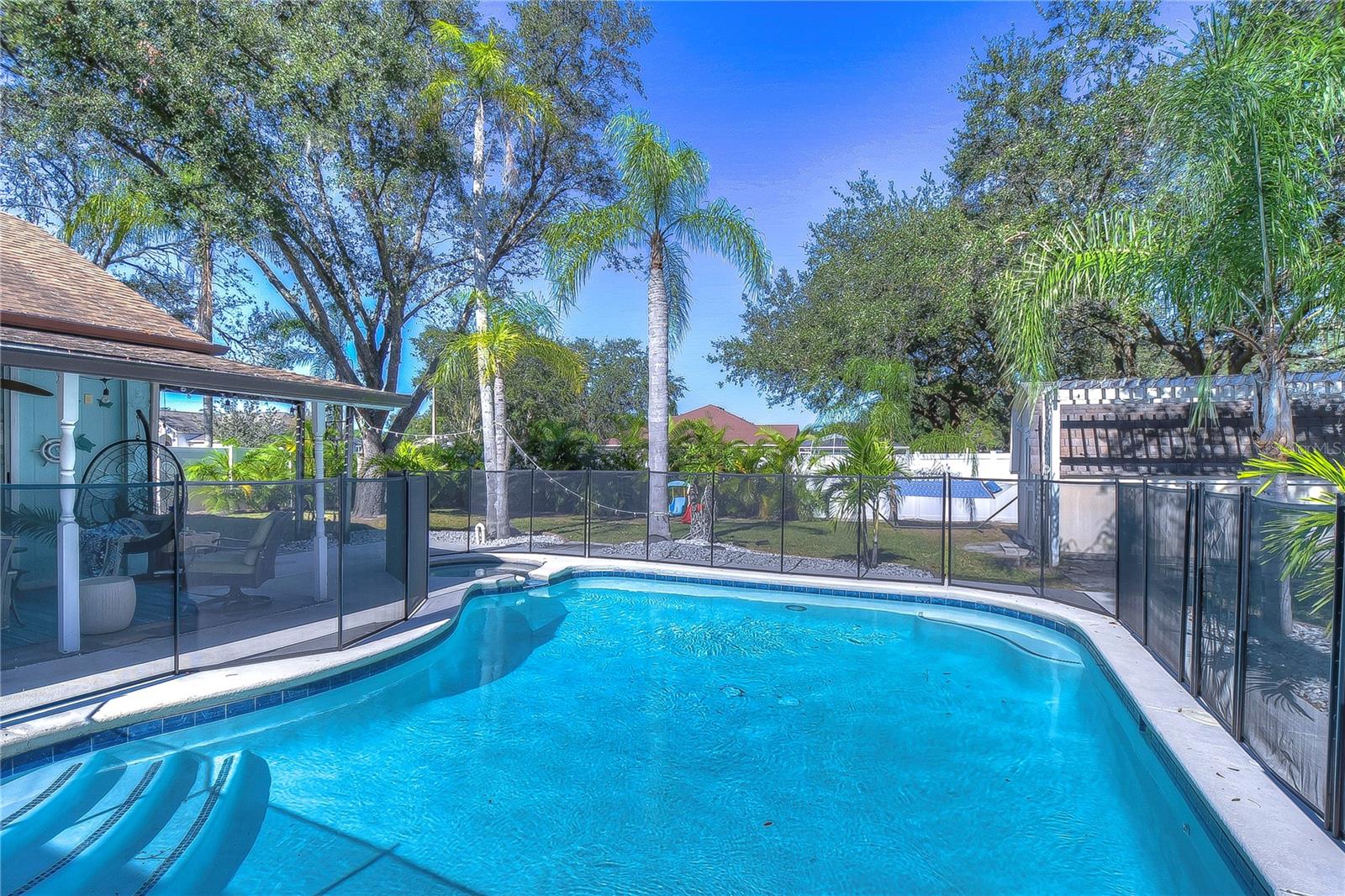 9502 SUNNYOAK DR — photo 36