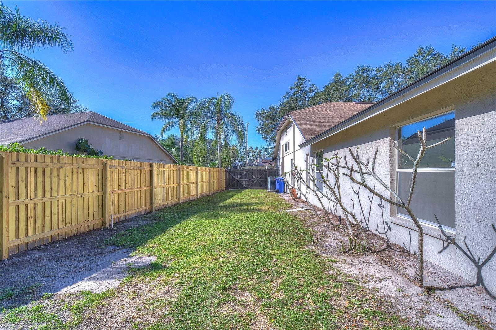 9502 SUNNYOAK DR — photo 57