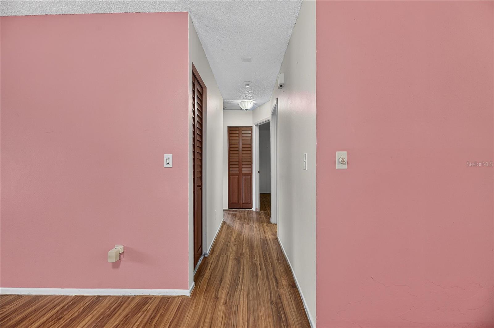 332 BRANDYWINE DR — photo 16