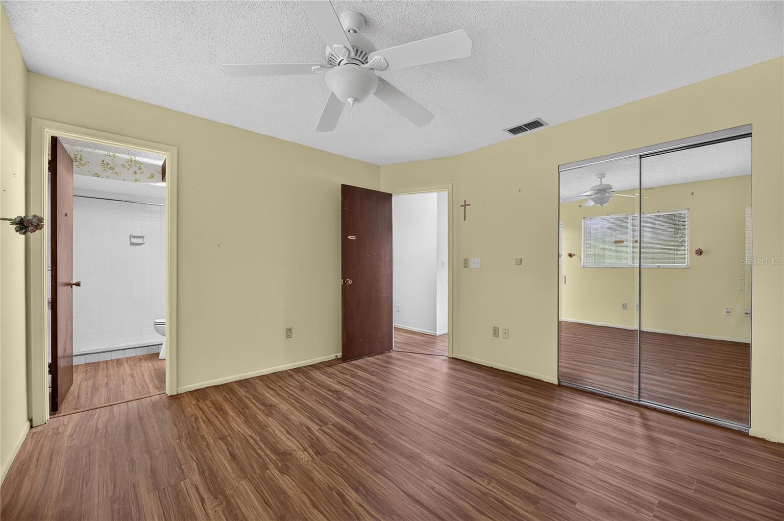 332 BRANDYWINE DR — photo 21