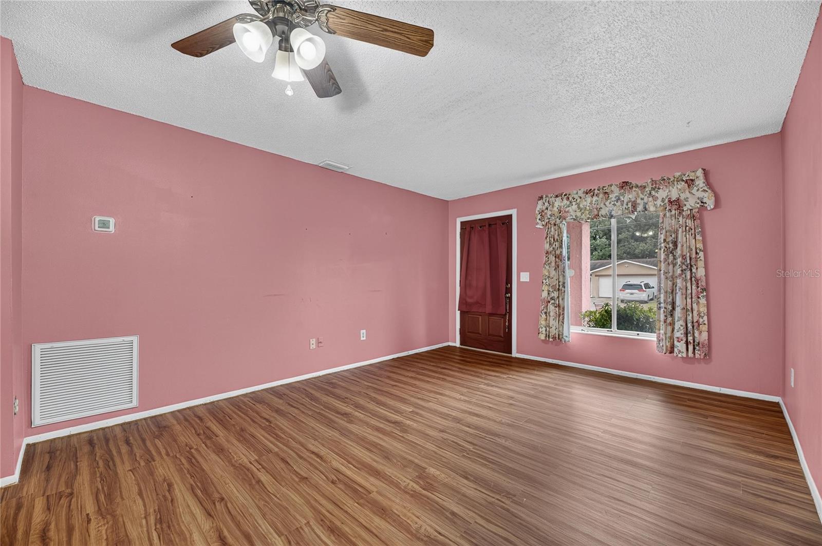 332 BRANDYWINE DR — photo 6