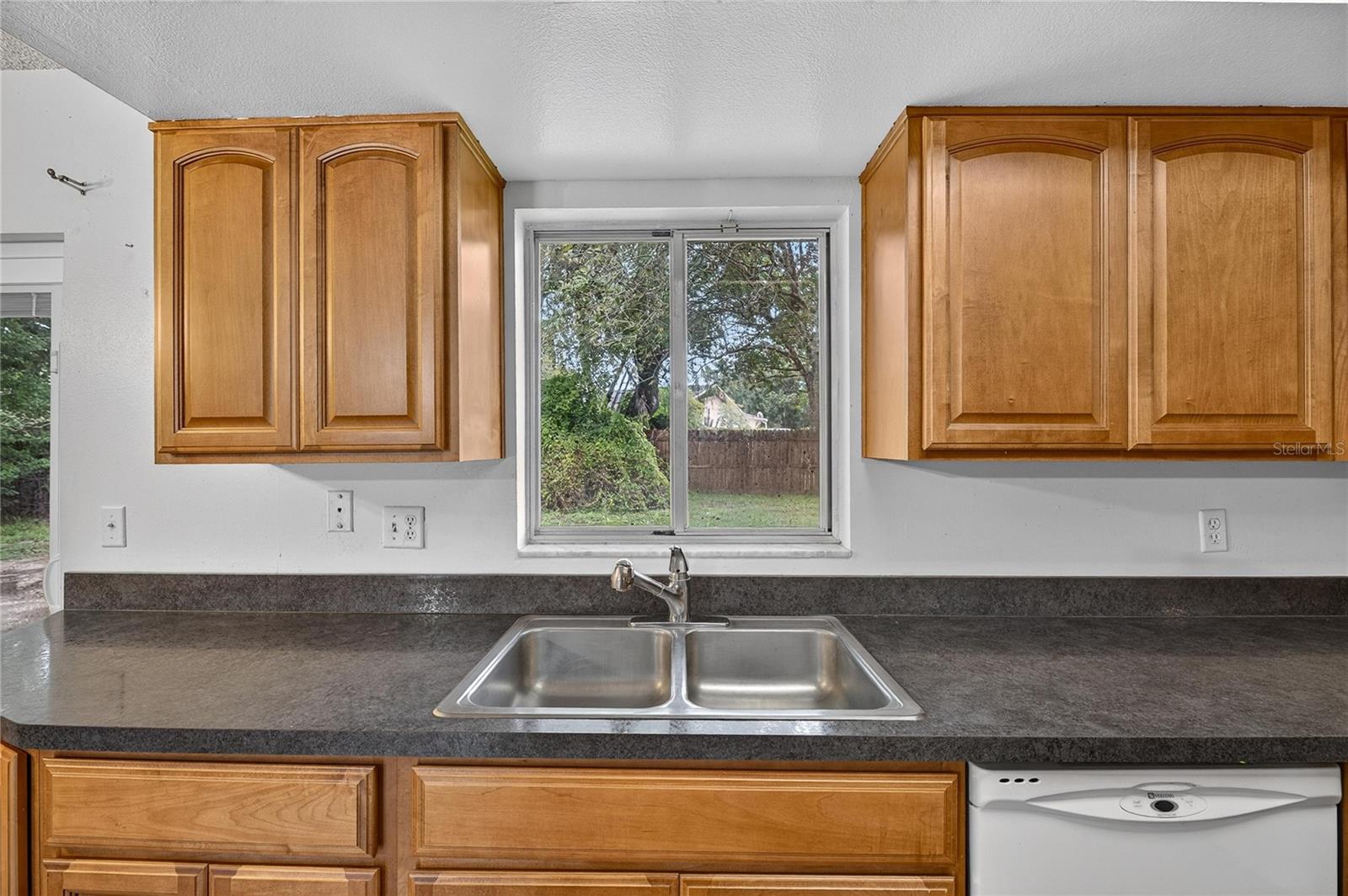 332 BRANDYWINE DR — photo 15