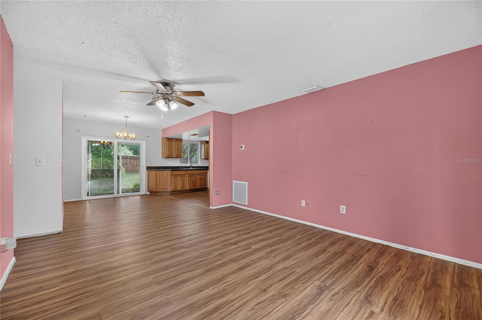 332 BRANDYWINE DR — photo 7