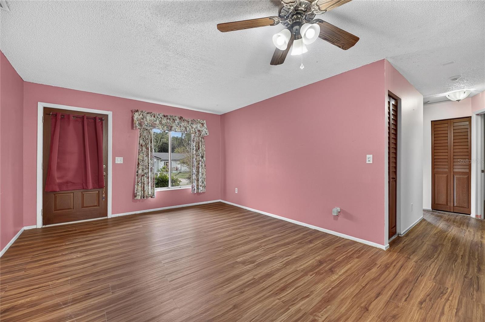 332 BRANDYWINE DR — photo 5