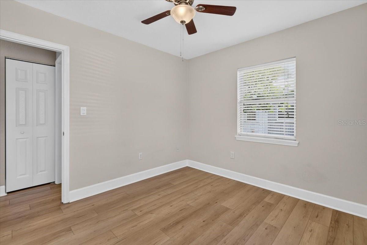 2755 S EAST AVE — photo 19