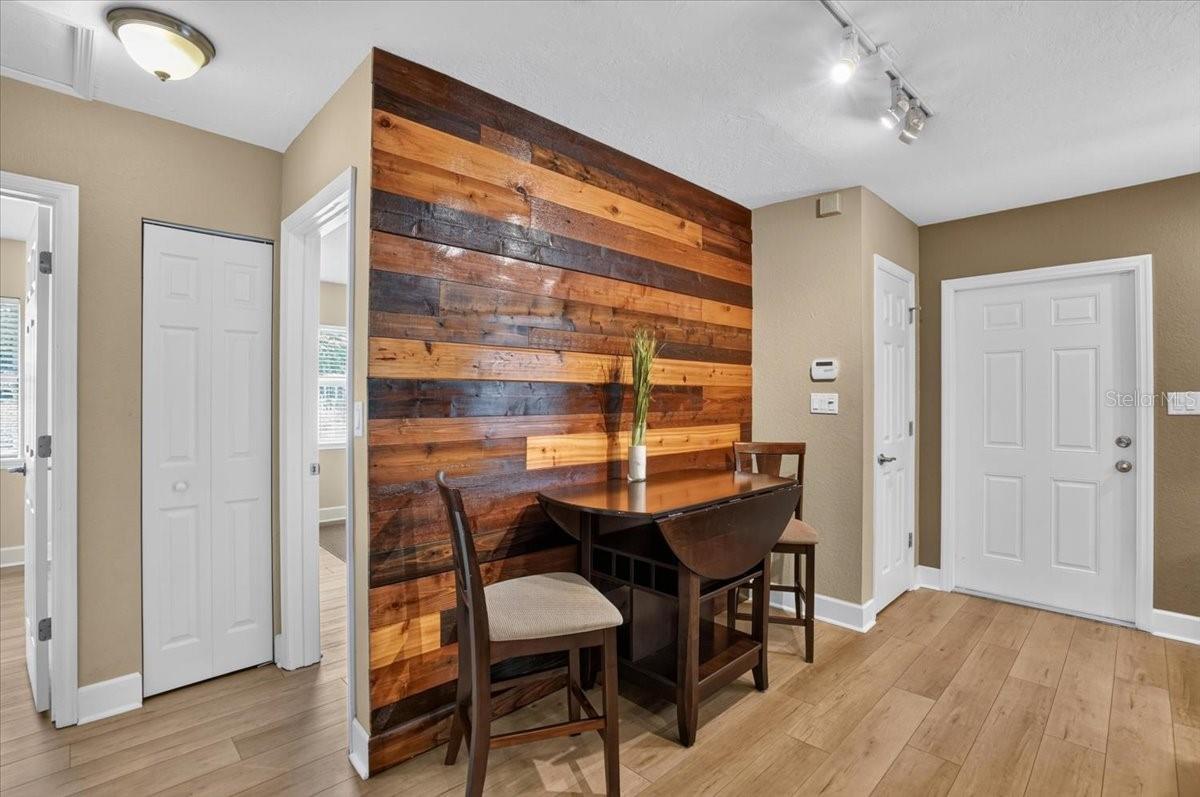 2755 S EAST AVE — photo 5