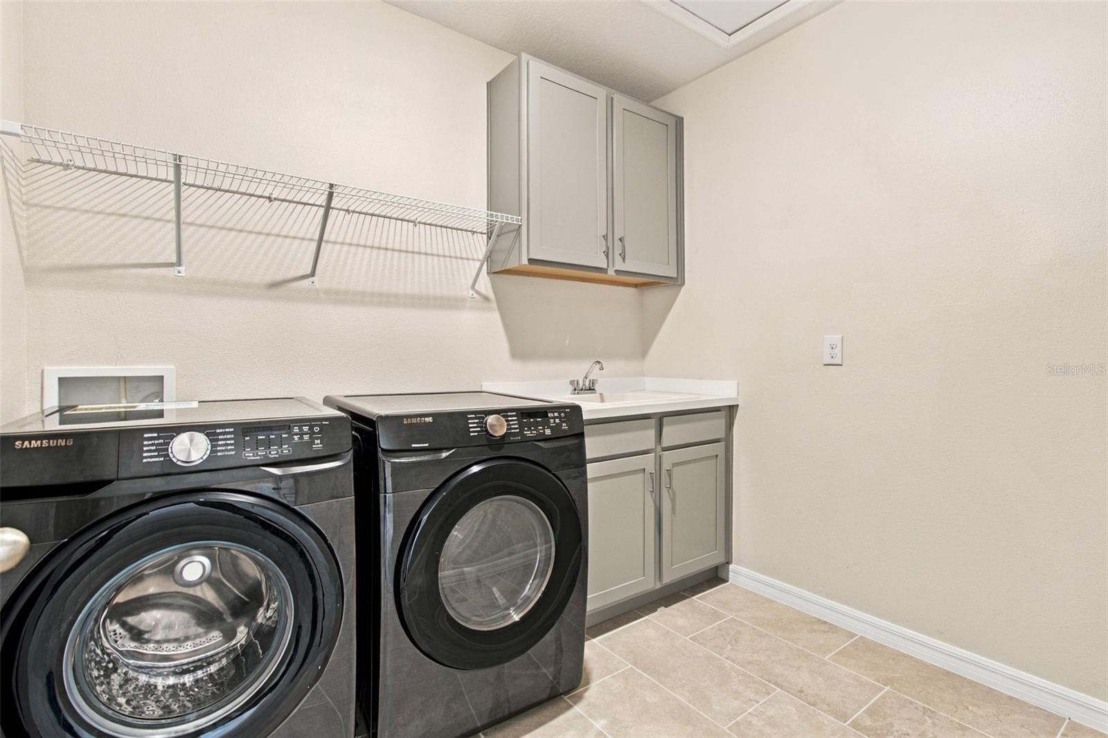 3221 LIVING CORAL DR — photo 29