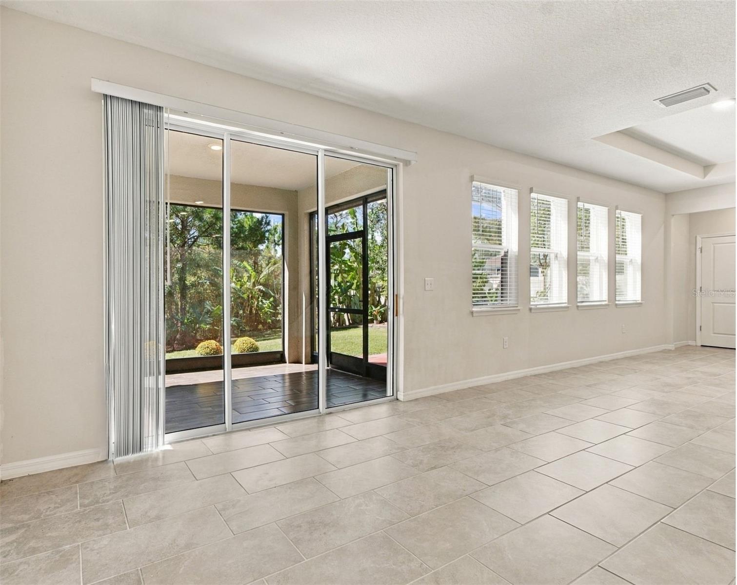 3221 LIVING CORAL DR — photo 4