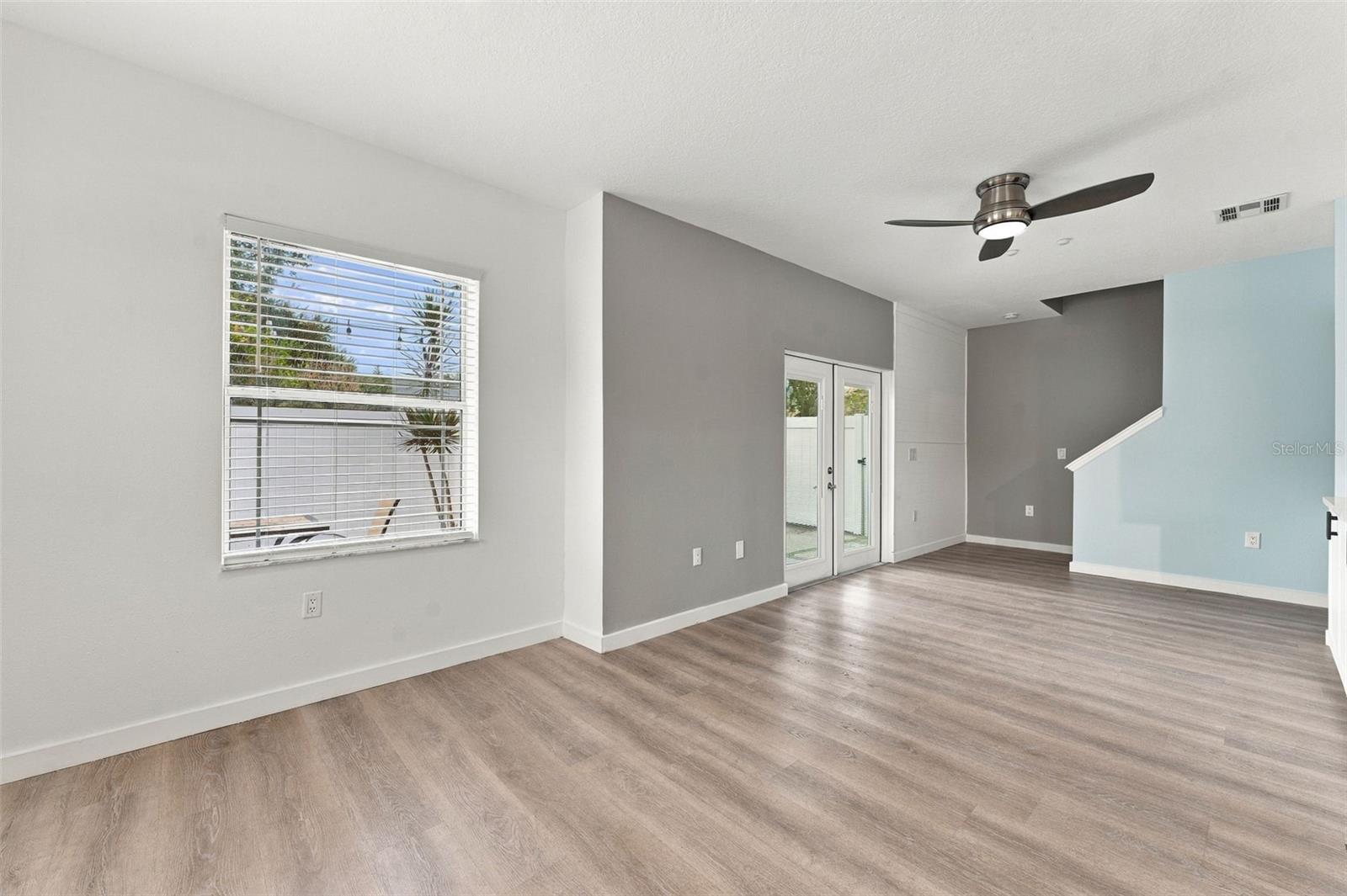 4363 TYLER CIR N — photo 8