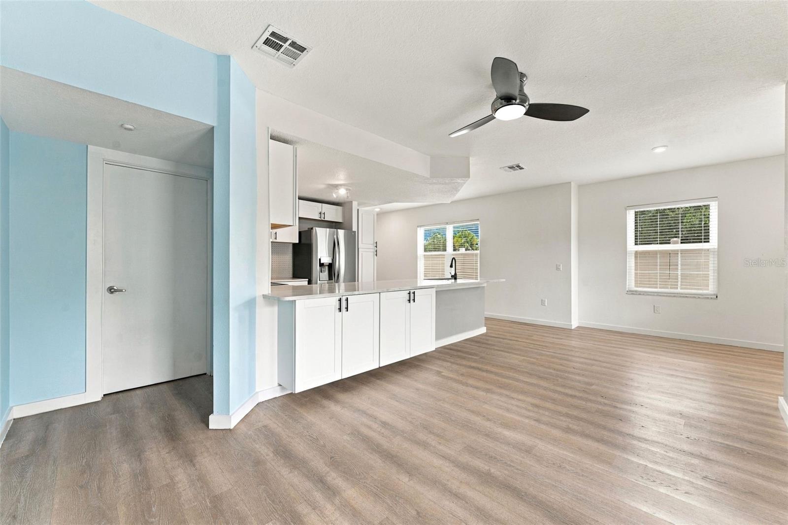 4363 TYLER CIR N — photo 11