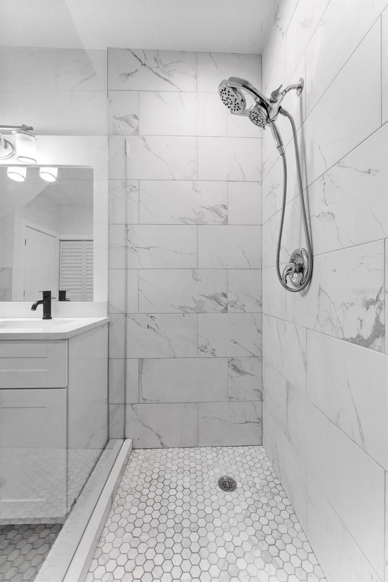 4363 TYLER CIR N — photo 24