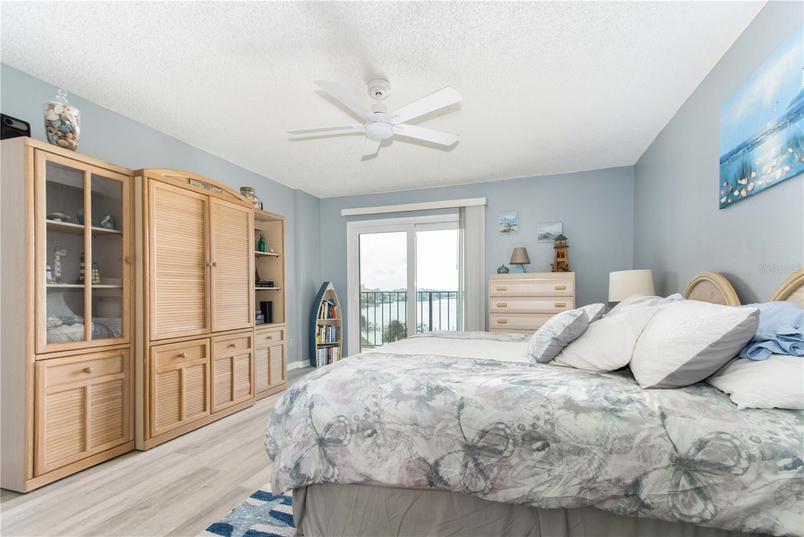 650 ISLAND WAY #602 — photo 17