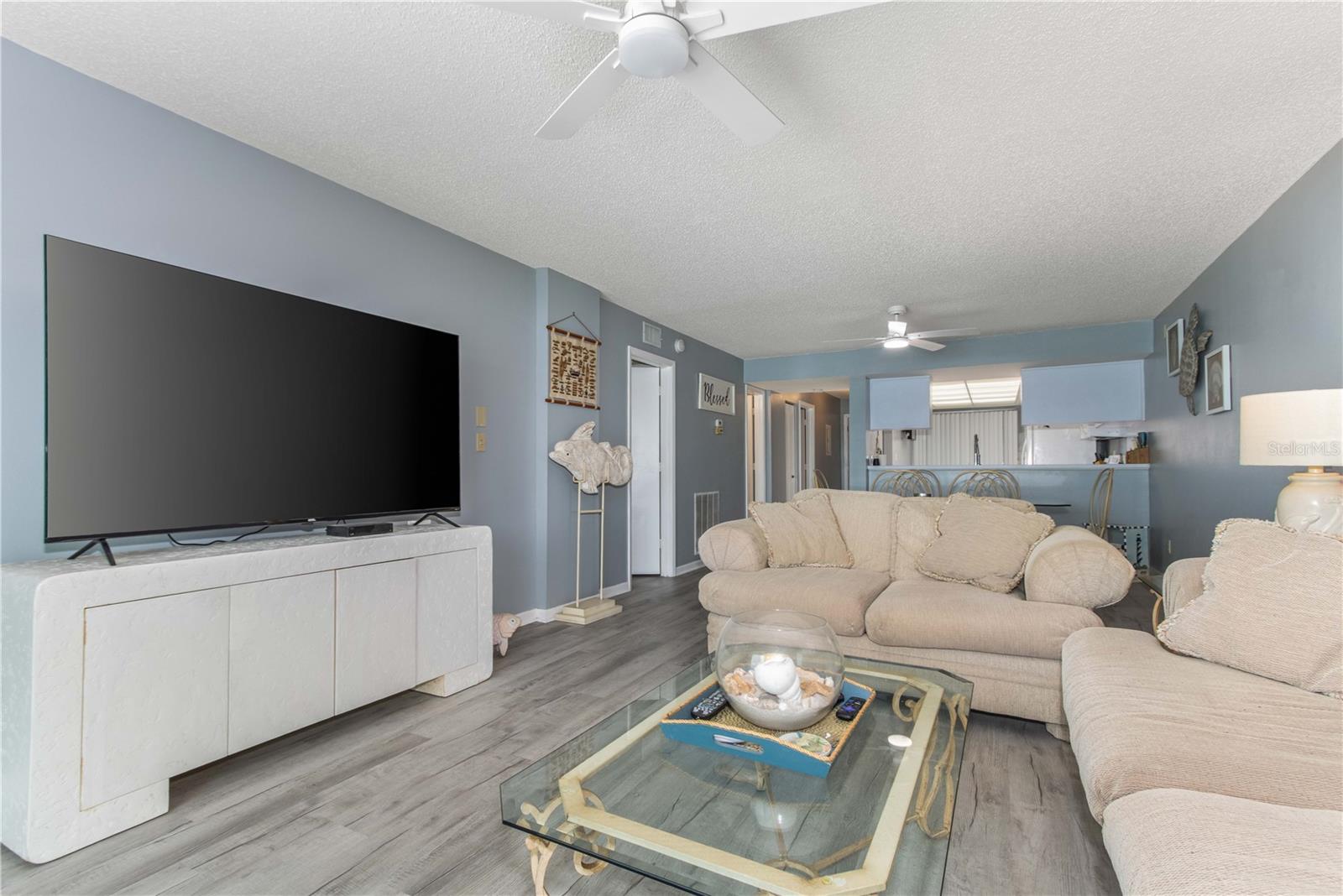 650 ISLAND WAY #602 — photo 9