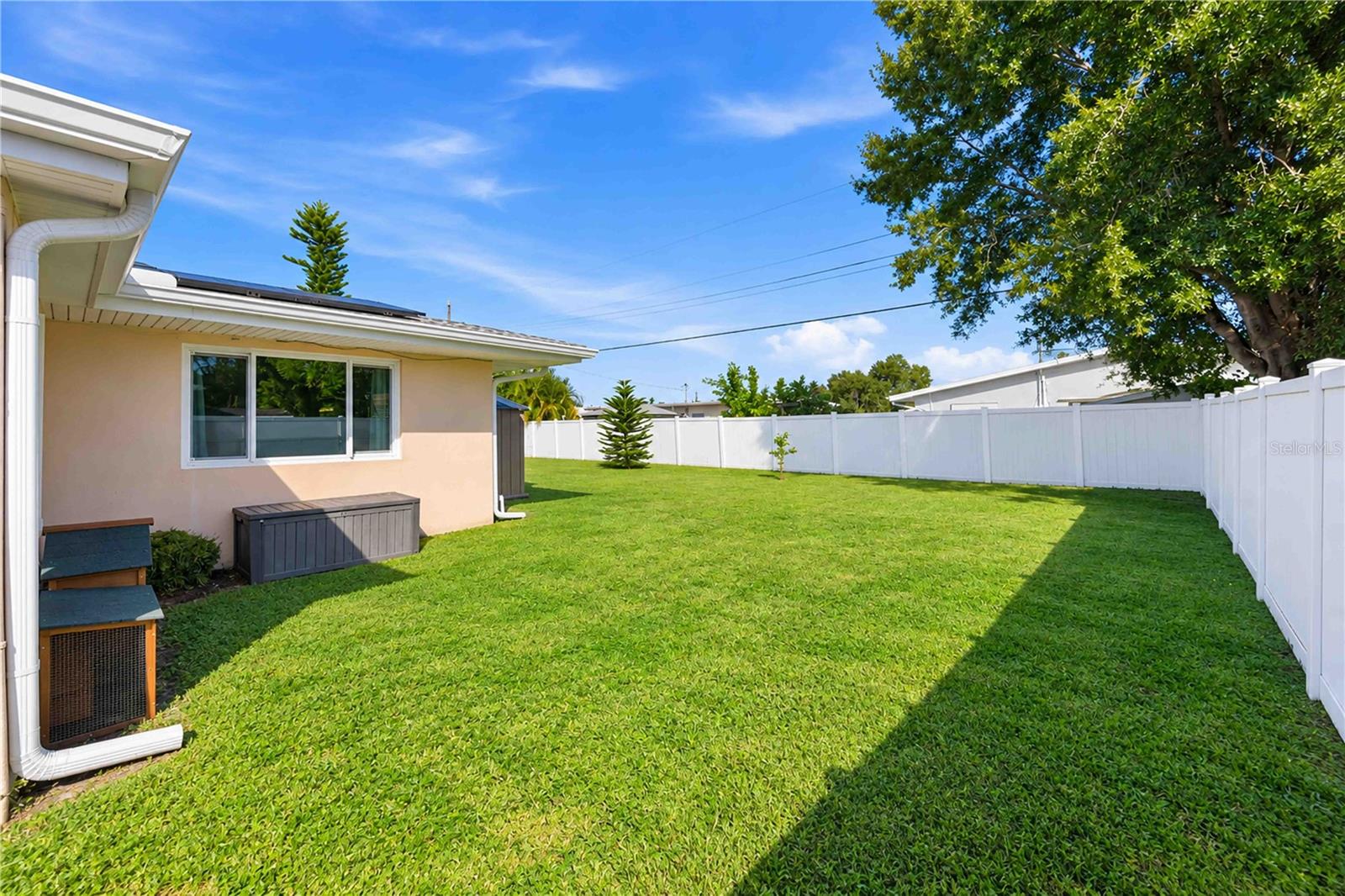 8270 FAY AVE — photo 21