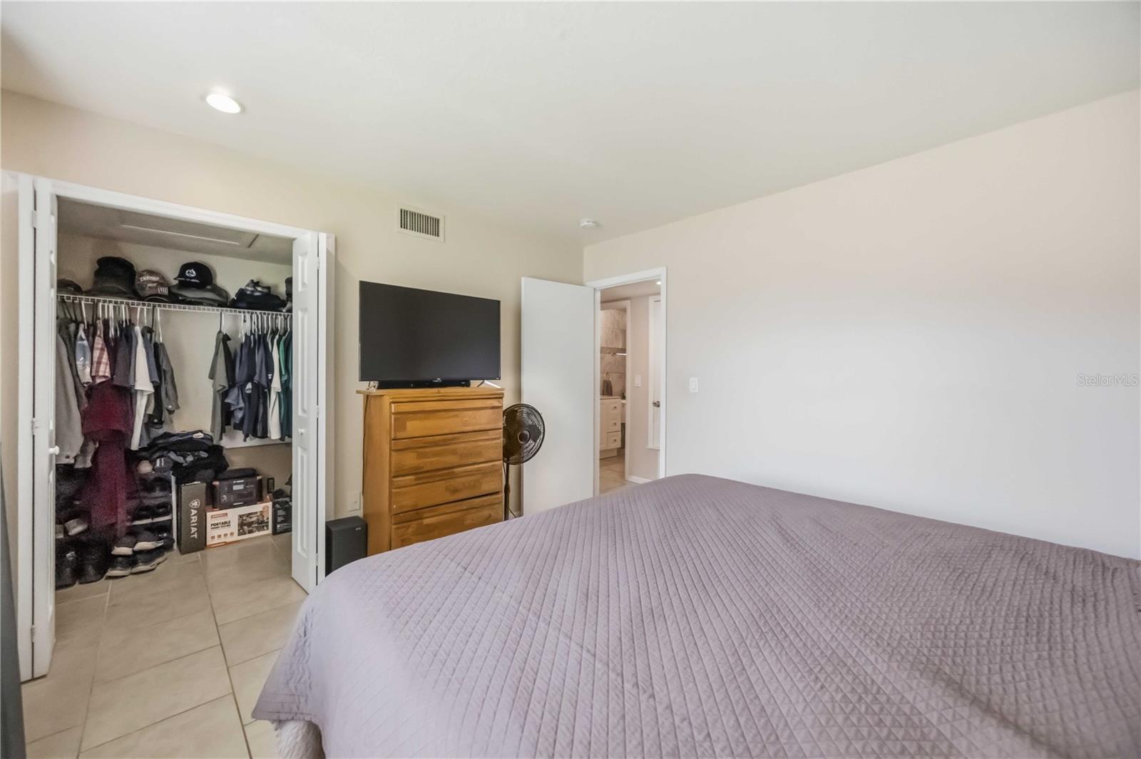 8270 FAY AVE — photo 12