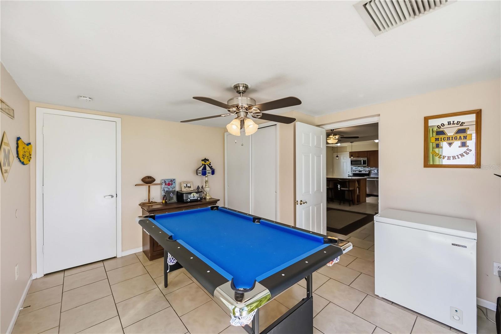 8270 FAY AVE — photo 18