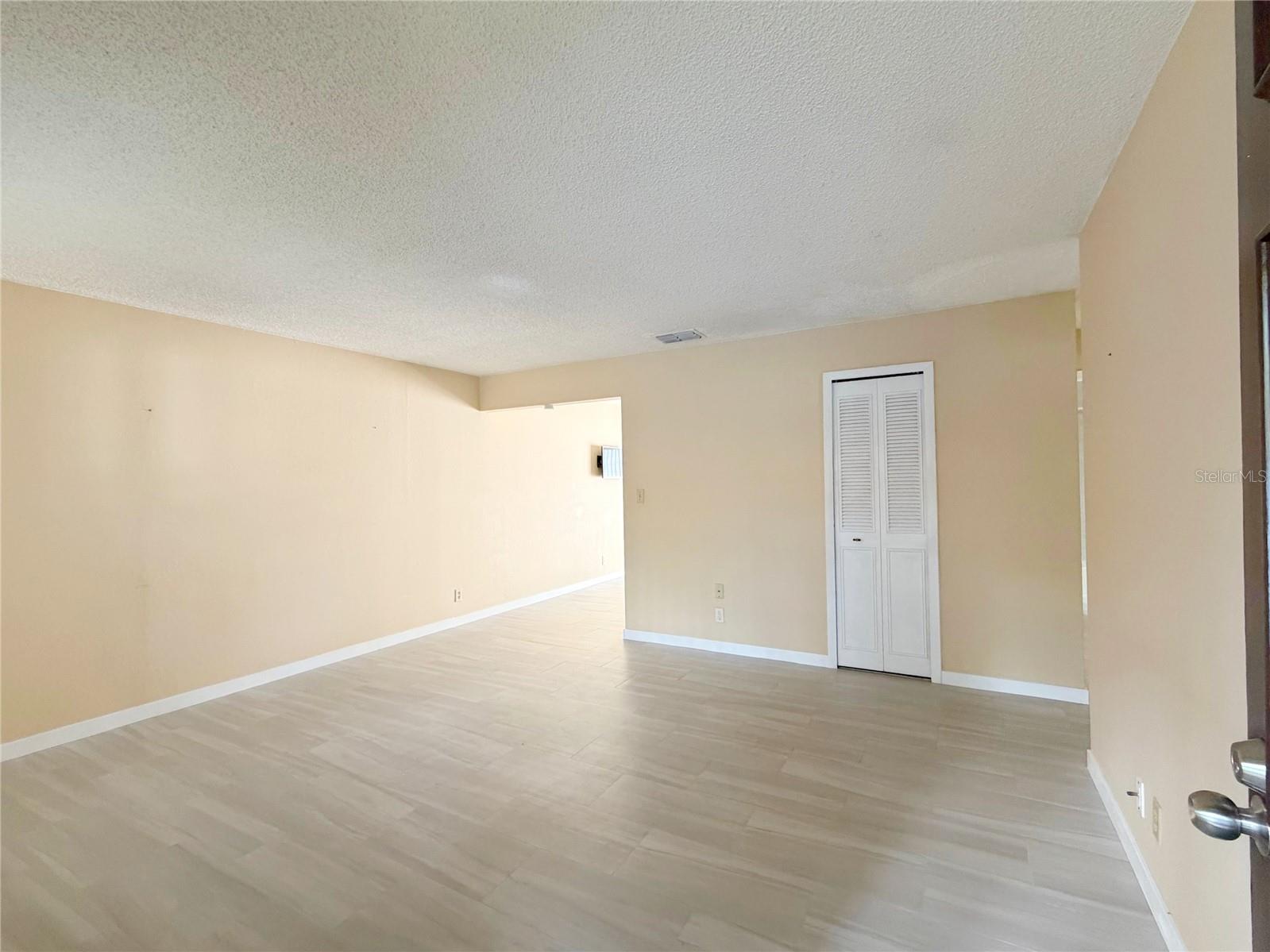 615 2ND AVE NE #A — photo 12