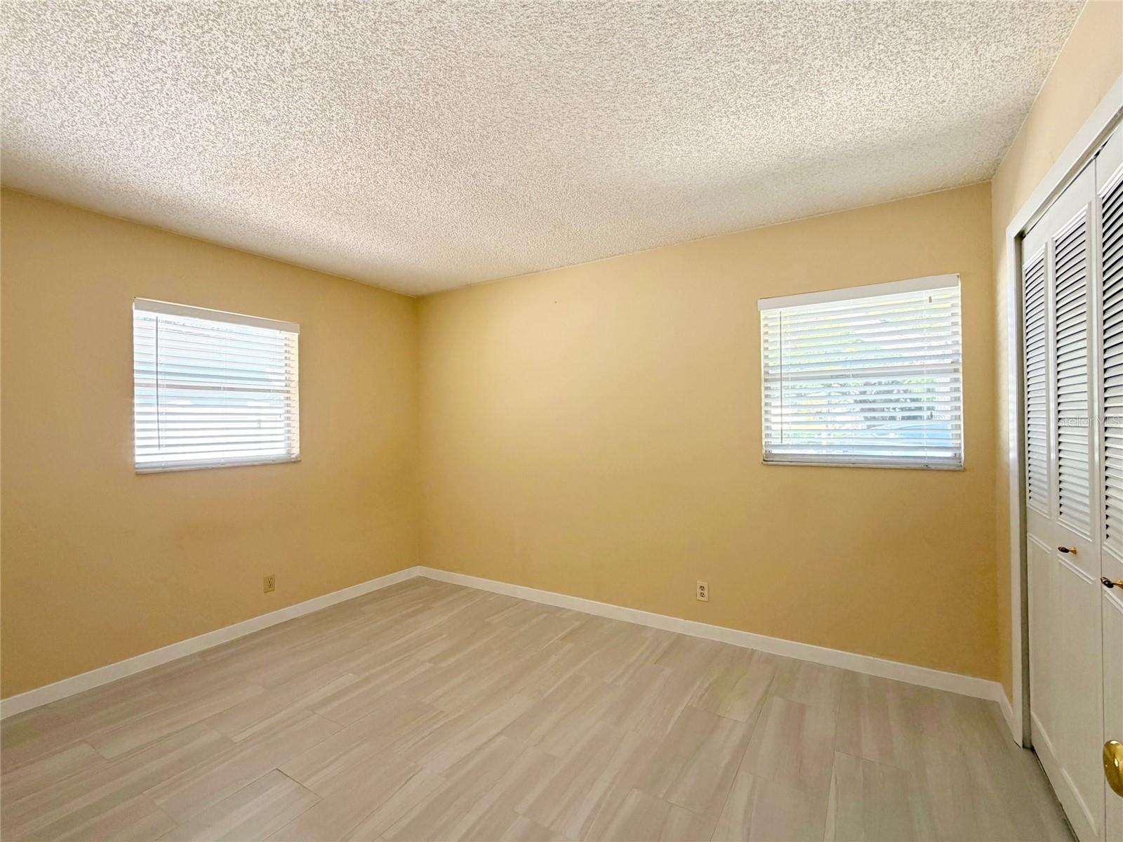 615 2ND AVE NE #A — photo 20