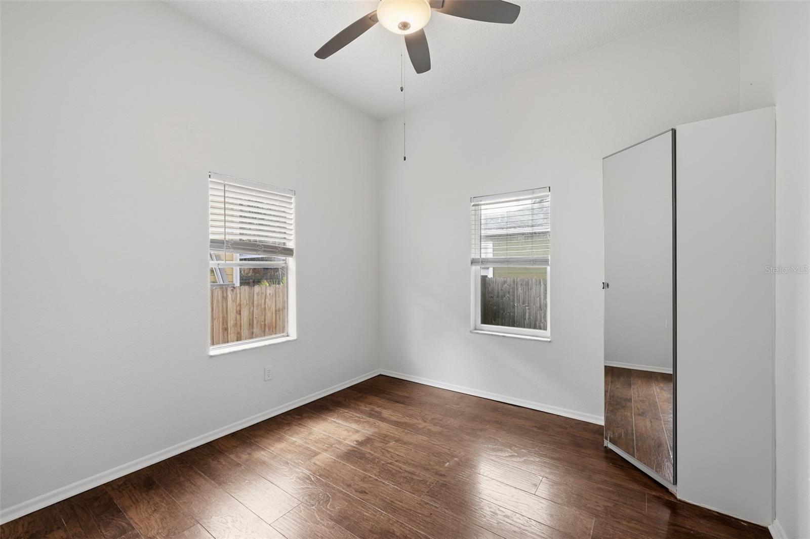 2204 N 10TH ST — photo 12