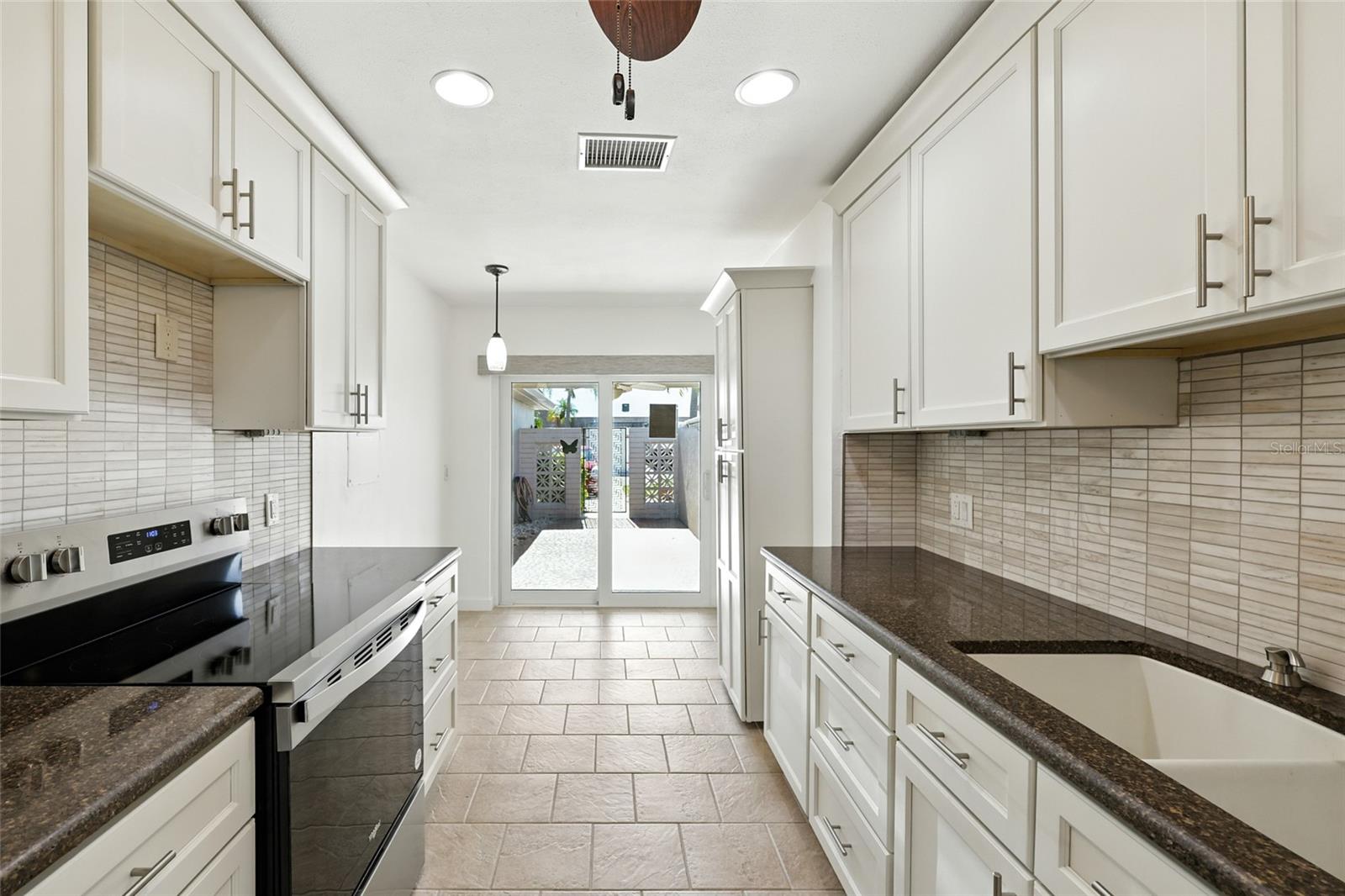 545 BOCA CIEGA POINT BLVD N — photo 11