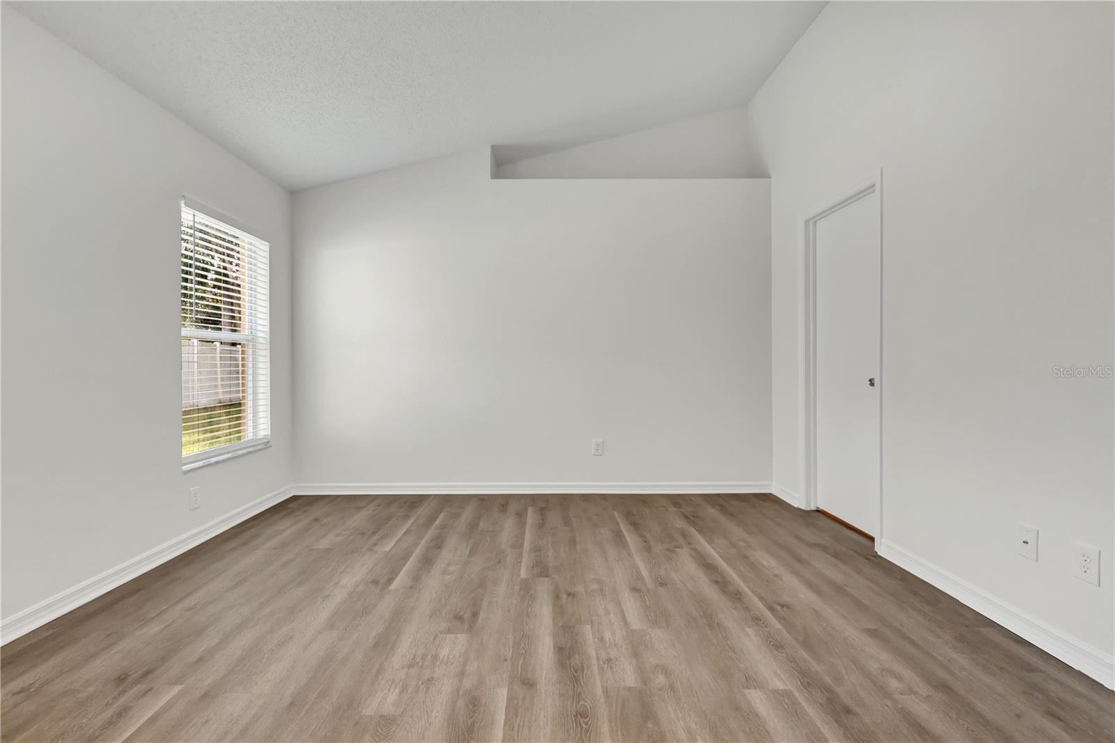 12108 DAWN VISTA DR — photo 14