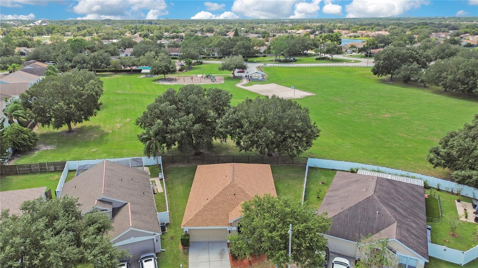 12108 DAWN VISTA DR — photo 33