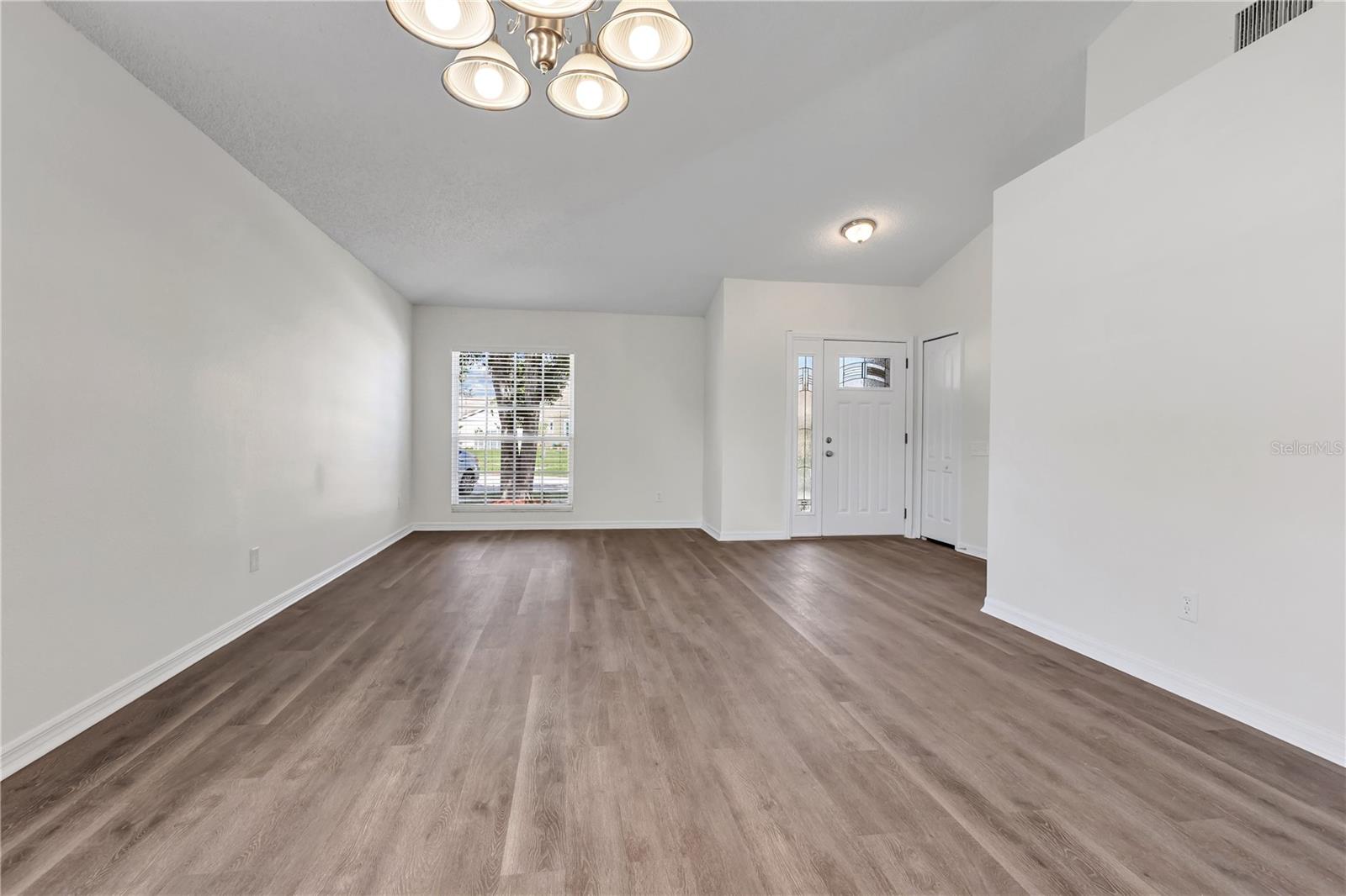12108 DAWN VISTA DR — photo 7